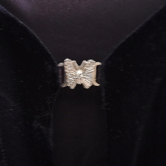 Y2K Velvet/Velour Shrug • Butterfly Hook • Cocktail Goth • Black • L - Picture 3 of 5